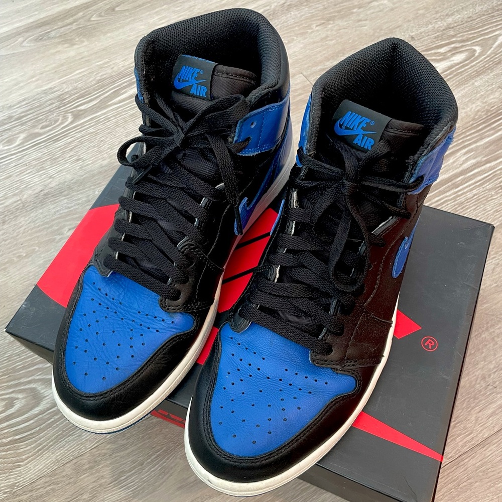 Air Jordan 1 Retro High OG 'Royal' 2017